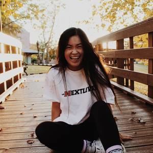 Meet your Posher, Brittney